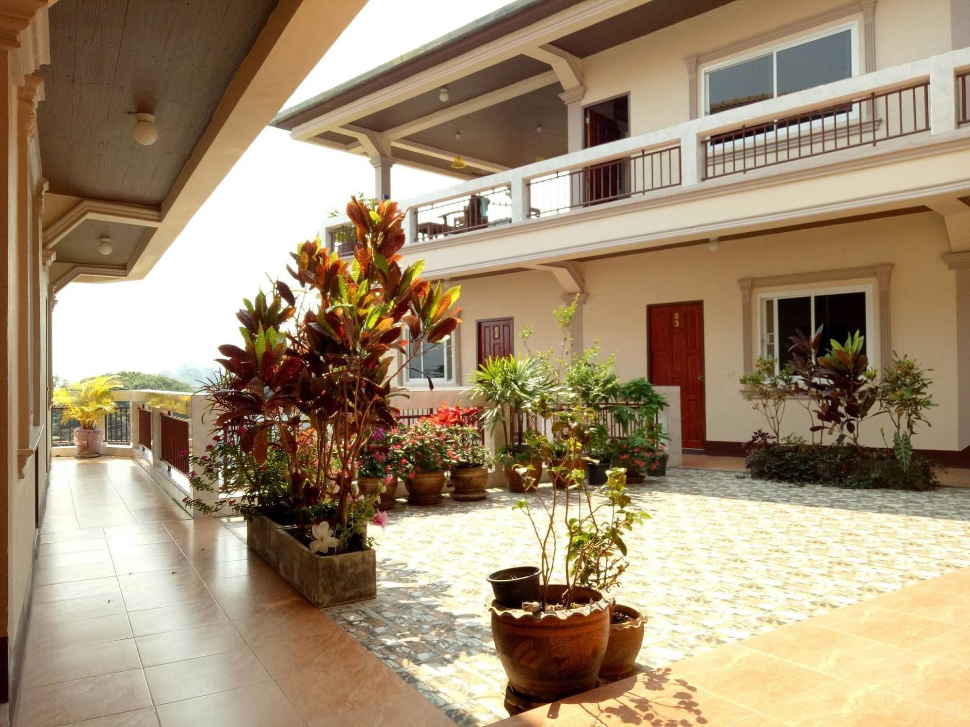 Happy House At Maesalong Hotel Чианг Рай Екстериор снимка